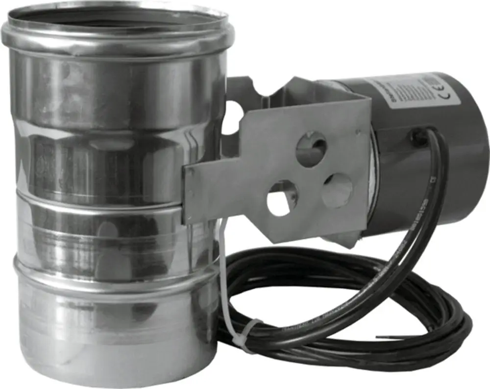 Motorgesteuerte Abgasklappe in metallischer Ausführung, angebaut an ein Gehäuse mit Motor und Kabeln, geeignet zur Integration in Abgasleitungen. Produkt von Wolf.